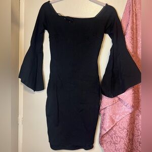 Lulus - Long Sleeve Black Midi Dress